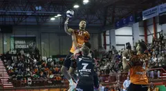 Un momento del partido en el Vicente Trueba.