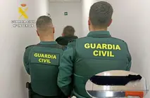 Uno d e os detenidos por el posible robo a la farmacia de Camargo.