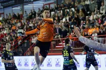 Un momento del encuentro del Bathco BM Torrelavega.