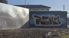 Monumento en la rotonda de Torrelavega.