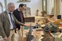 Inauguraci&oacute;n del centro cultural con la presencia del consejero de Educaci&oacute;n y el alcalde.