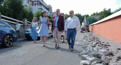 Las autoridades pol&iacute;ticas visitaron las obras en Santander.