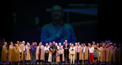 Homenaje a Francisco Javier L&oacute;pez Marcano en el Cap&iacute;tulo de la Cofrad&iacute;a del Hojaldre en Torrelavega.