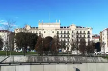 Arco del Banco Santander. R.A.