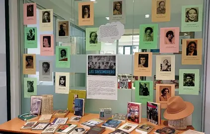 Las 'Sinsombrero' en la Biblioteca de Camargo.