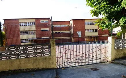 Colegio Juan de la Cosa en Santoña. R.A.