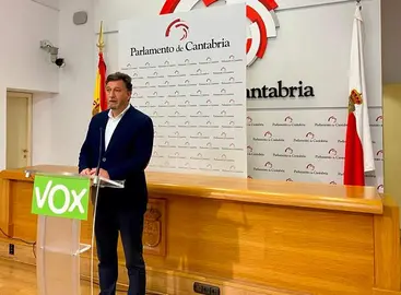 El portavoz del Grupo parlamentario de Vox, Cristóbal Palacio.