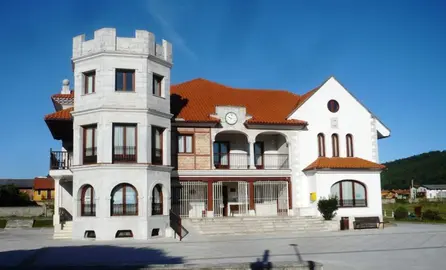 Ayuntamiento de Argoños. R.A.