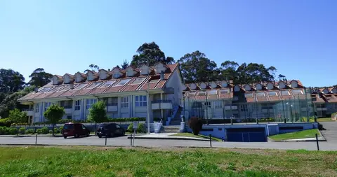 Urbanización El Encinar en Arnuero con sentencia de derribo. R.A.