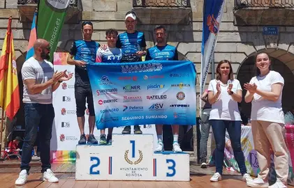 Entrega de premios a los atletas del Duatl&oacute;n de Reinosa.