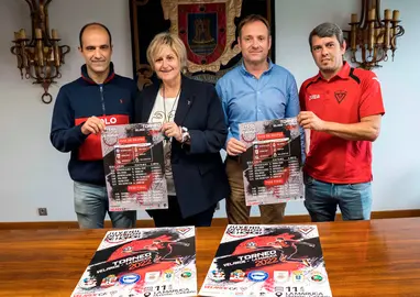 Presentación del torneo de fútbol en La Maruca, en Camargo.