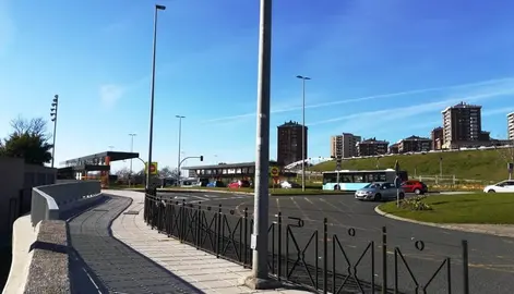 Intercambiador en la zona de Valdecilla, en Santander. R.A.