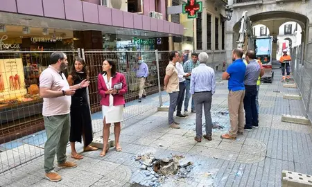 Calle San Francisco, en Santander, en el inicio de las obras.