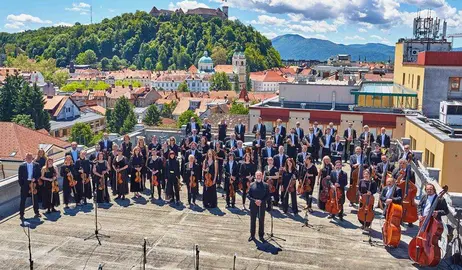 Orquesta RTV Eslovenia.
