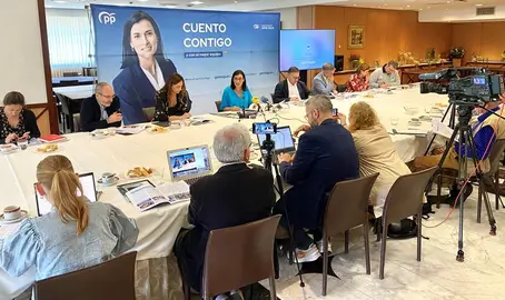 Presentación del programa del PP en Santander.