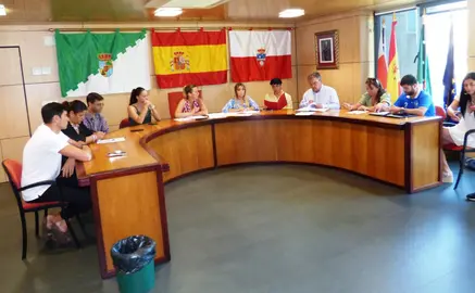 Concejales en el Pleno de la Corporaci&oacute;n de Noja. R.A.