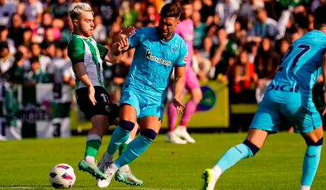 Los dos equipos empataron a cero en Sarón.