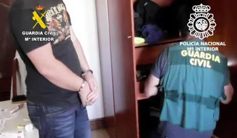 Detenidos en la operación por presuntos robos en Cantabria.