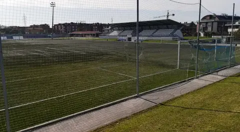 Campo de fútbol de Soto de la Marina. R.A.