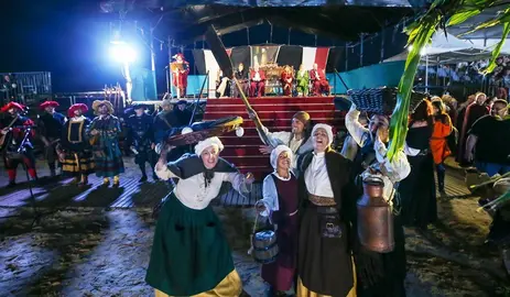 Laredo recibió a Carlos V.