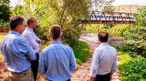Visita de las autoridades políticas y técnicos de ADIF a la zona.