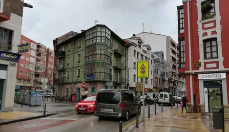 Tráfico en la ciudad de Torrelavega. R.A.