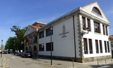 Casa Consistorial de Reoc&iacute;n. R.A.