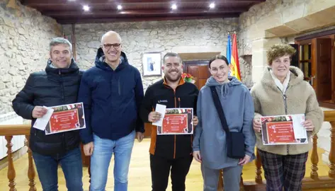 Los participantes en el momento de la entrega de los premios. R.A.