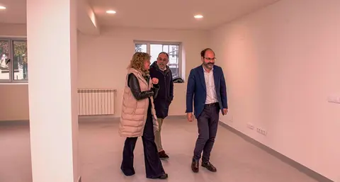 Visita al Centro Cívico de Sierrepando, en Torrelavega.