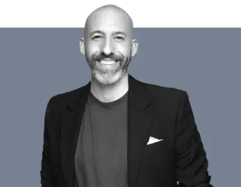 El autor Julio Ceballos.