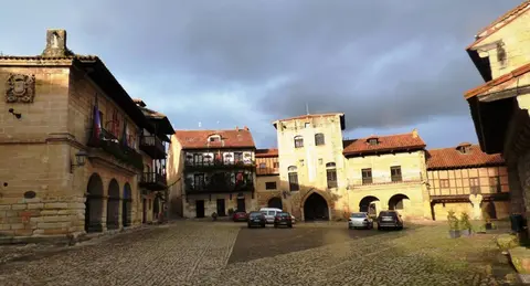 Casco Histórico de Santillana del Mar. R.A.