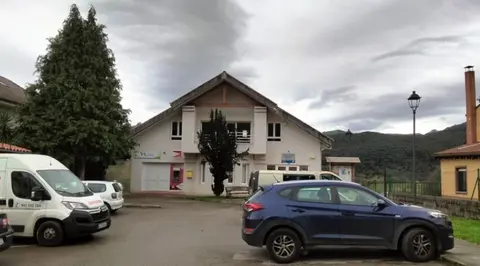 Consultorio médico de Rasines. R.A.