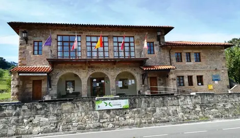 Ayuntamiento de Anievas. R.A.