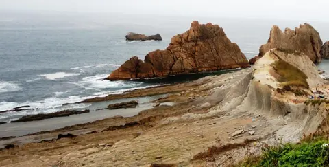 Playa de La Arnía, en Piélagos. R.A.