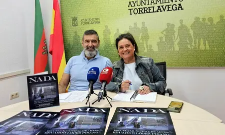 Presentación de la exposición  de la Escuela Arte.