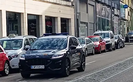 Polic&iacute;a Nacional de Torrelavega.