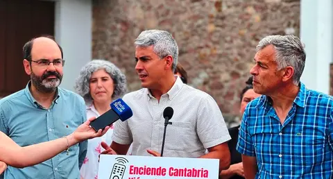 Representantes del PSOE en Viérnoles.