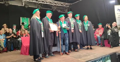 Nomramiento de Zacarías Puente como cofrade de Honor de la Cofradía de la Nécora de Noja. R.A.