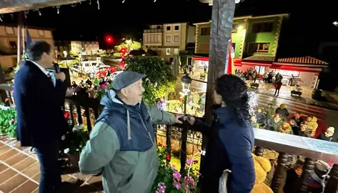 Encendido navideño en Novales.