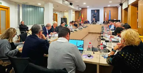 Concejales en el Pleno de Torrelavega.