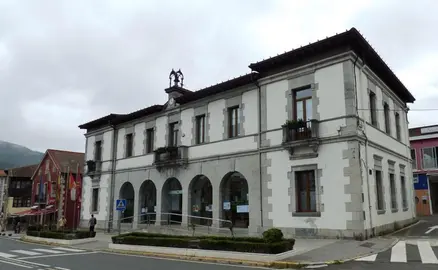 Ayuntamiento de Ramales de la Victoria. R.A.