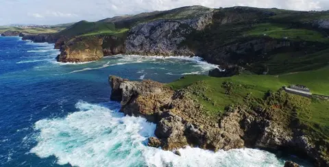 Oreña, en Alfoz de Lloredo.
