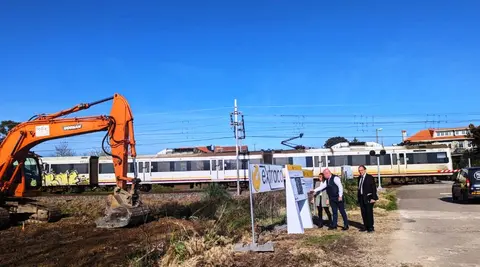 Paso a nivel en Bezana.