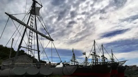 Galeones en La Magdalena. R.A.