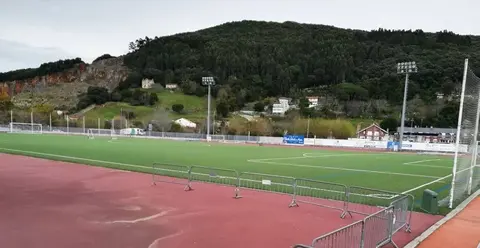 Campo de fútbol del Paloma en Santoña. R.A.