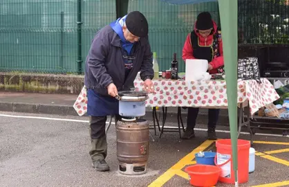 Un total de 32 participantes cocinaron alubias blancas.