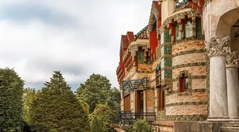 El Capricho de Gaudí en Comillas. Página Capricho de Gaudí