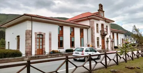 Ayuntamiento de Ruente. R.A.