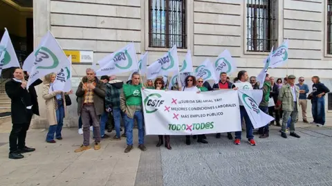 Concentración de los empleados públicos en Santander.