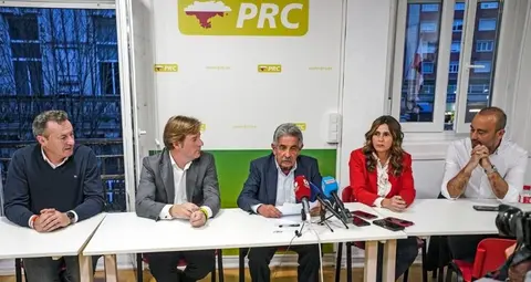 Revilla con los cuatro candidatos.